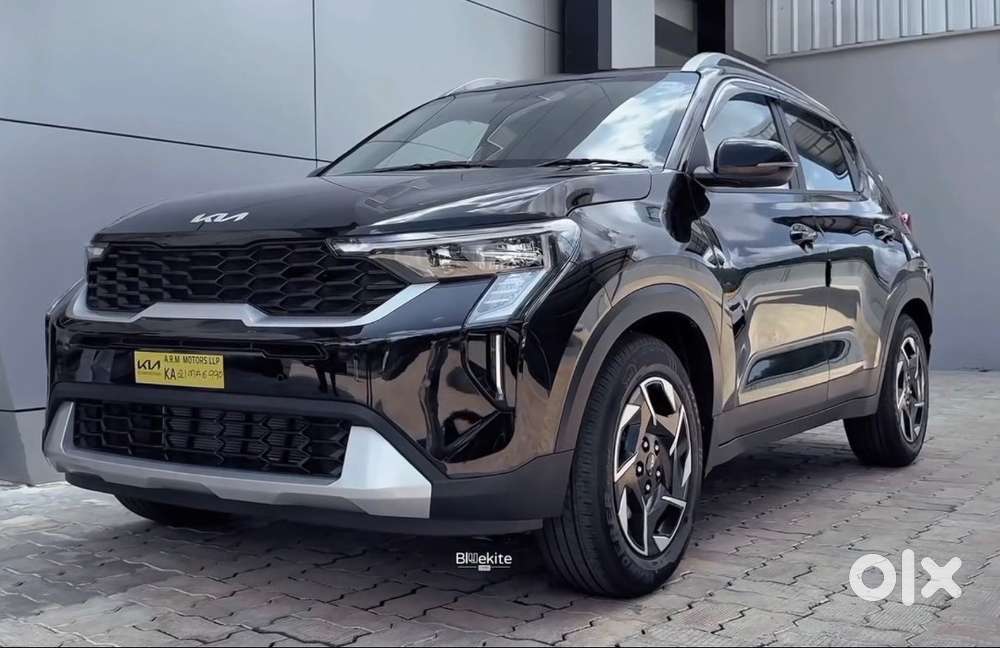 Kia Sonet 2025 Petrol Well Maintained