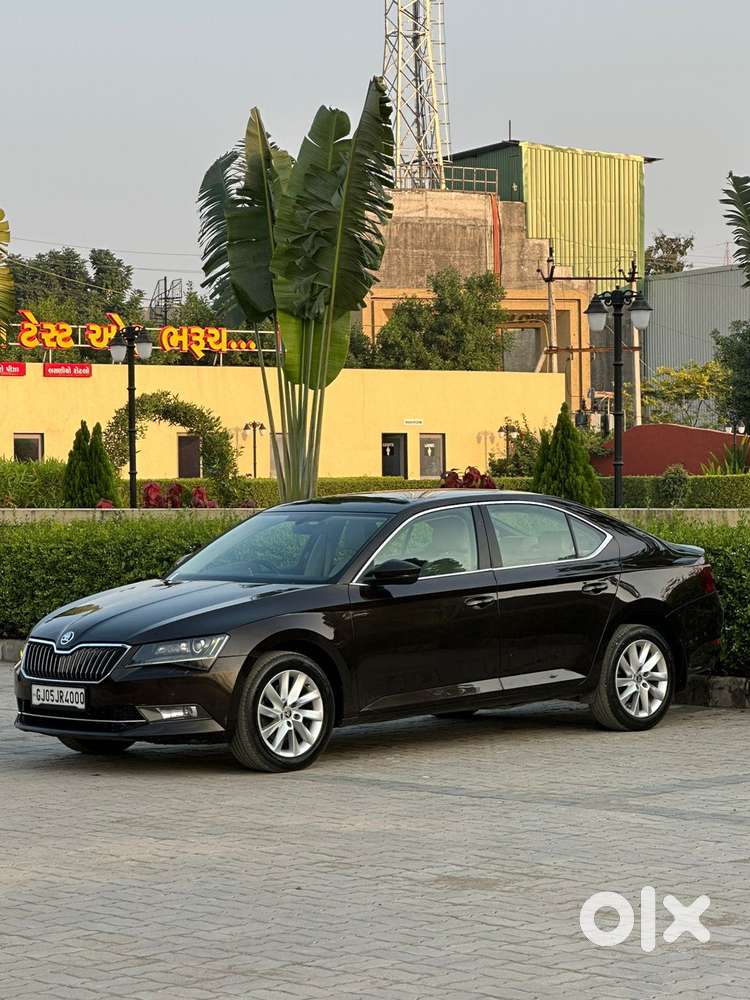 Skoda Superb L&k 2.0 Tdi At, 2016, Diesel