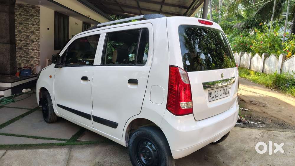 Maruti Suzuki Wagon R Lxi Optional, 2018, Petrol