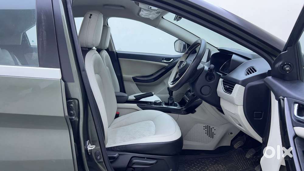 Tata Nexon 1.2 Revotron Xz Plus, 2022, Petrol
