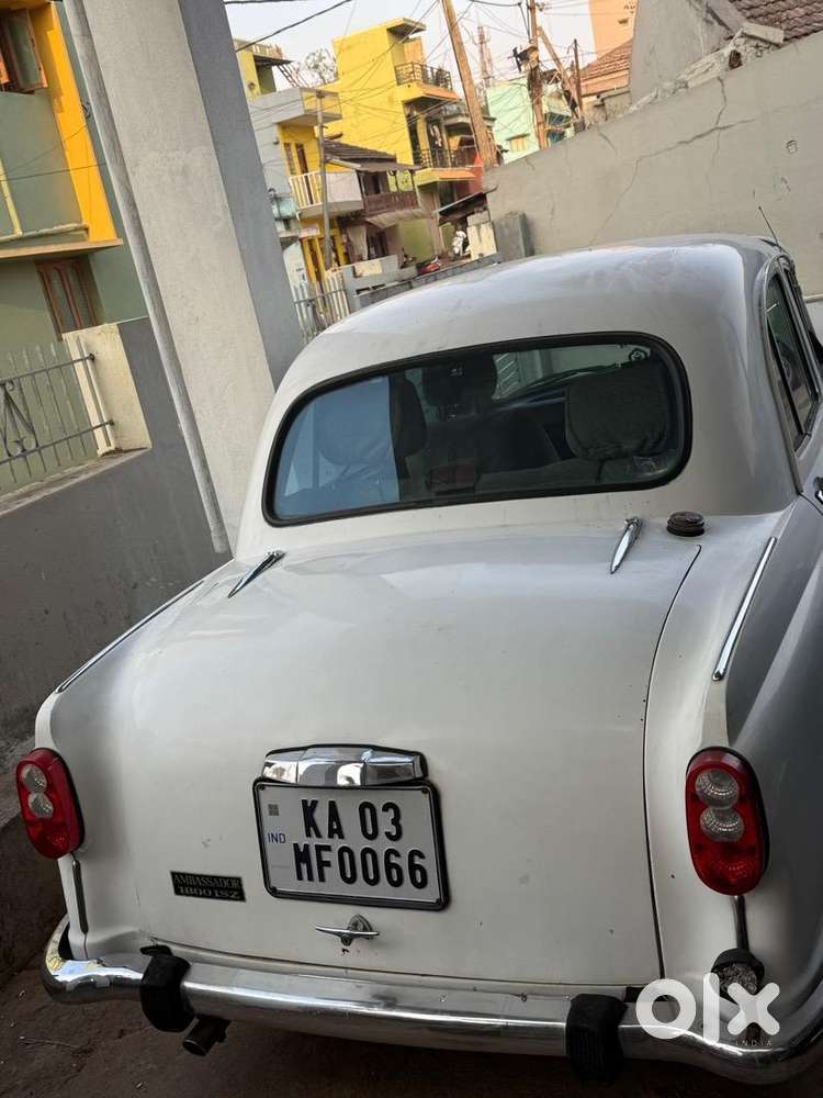 Ambassador Classic Car 2003