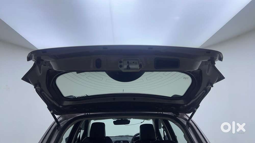 Tata Tiago Xza, 2018, Petrol