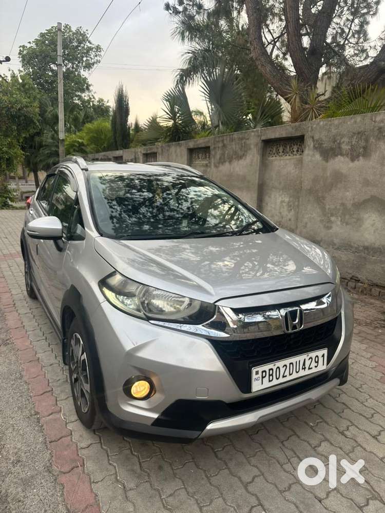 Honda Wrv Vx Sunroof Diesel Car 2019