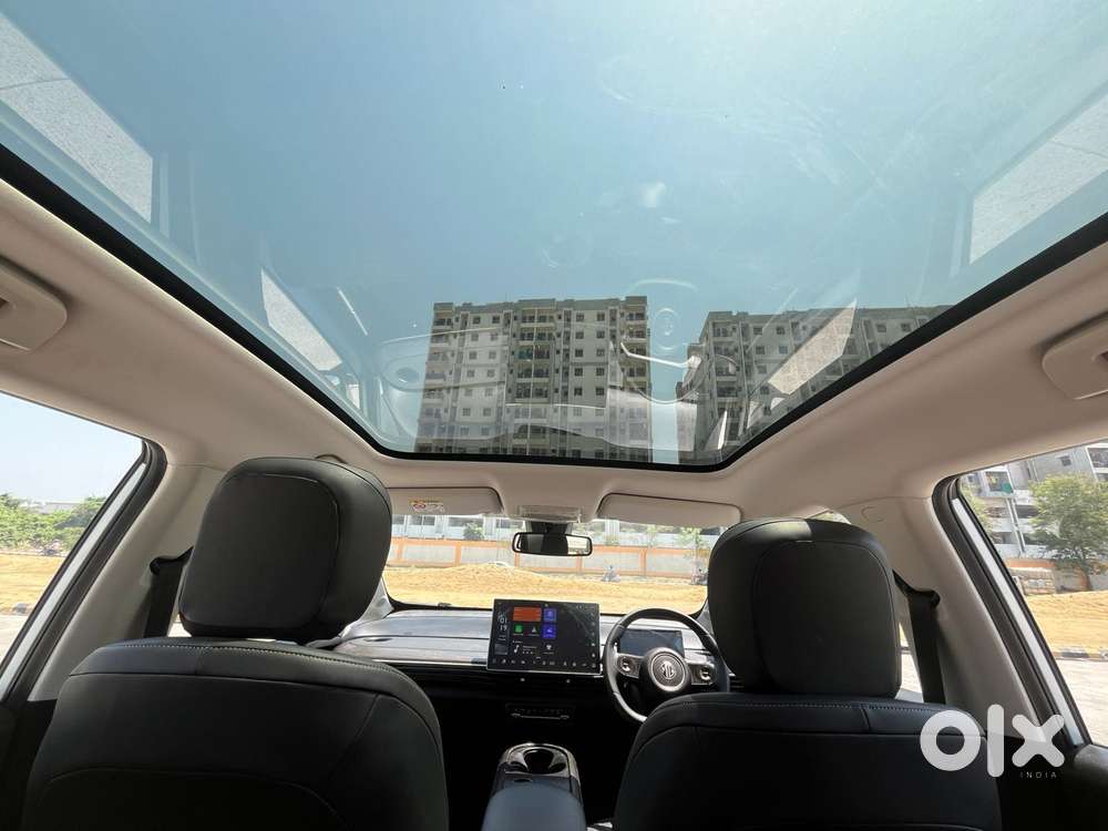 Mg Windsor Ev Essence, 2025, Electric