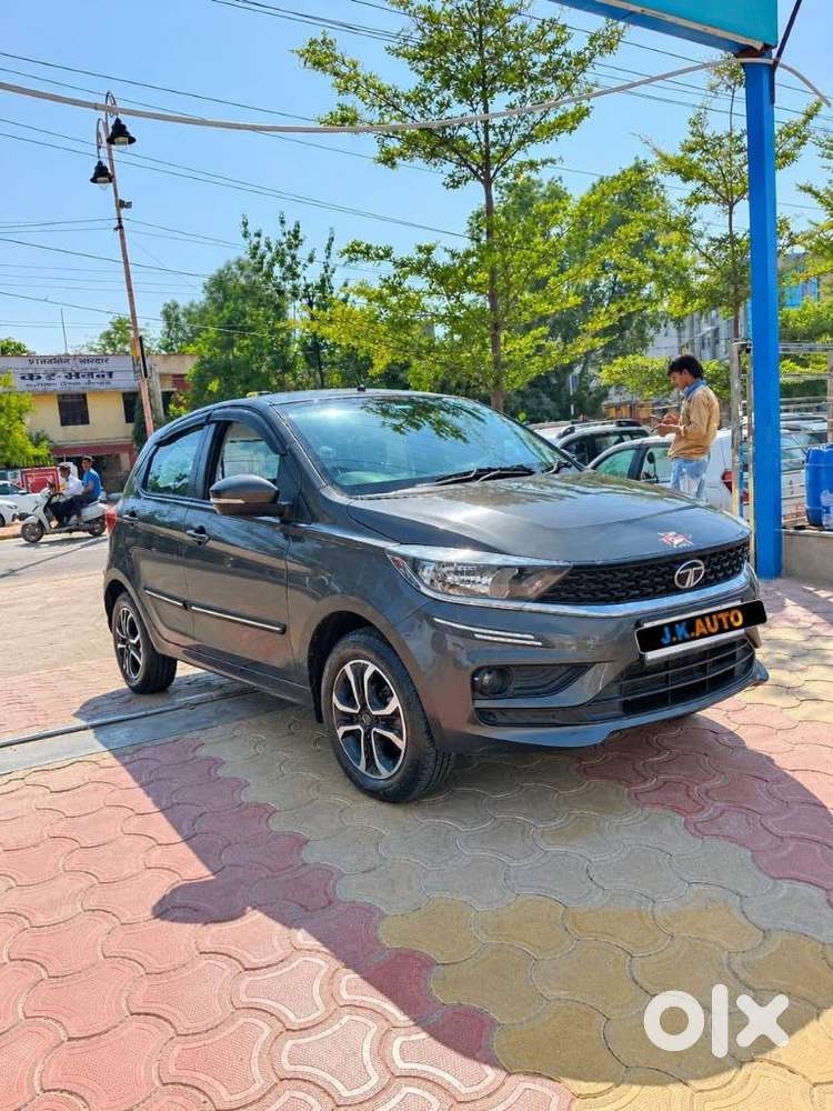 Tata Tiago 1.2 Revotron Xt (o), 2023, Petrol