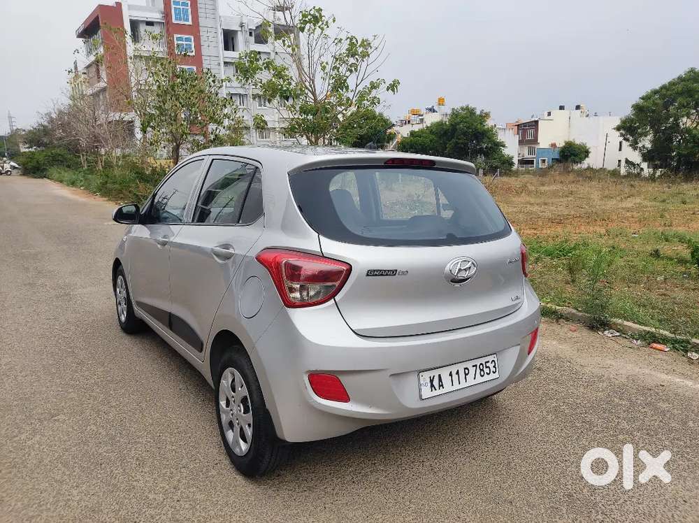 Hyundai Grand I10 2015 Petrol 85000 Km Driven