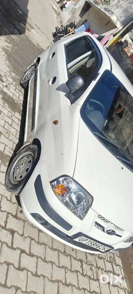 2nd Owner Hyundai Santro 2013