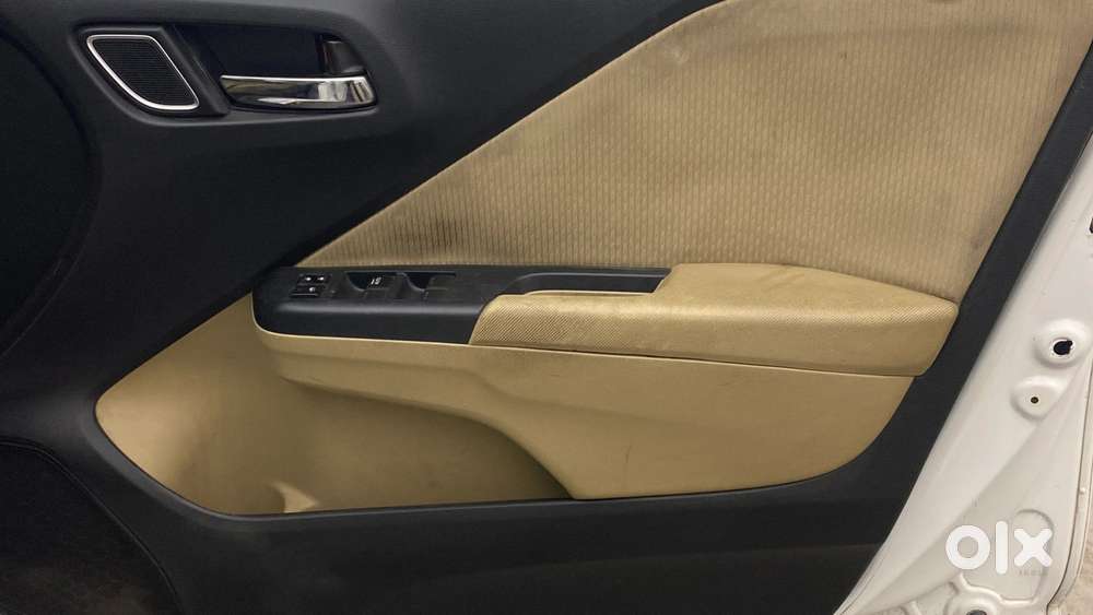 Honda City I-vtec V, 2018, Petrol