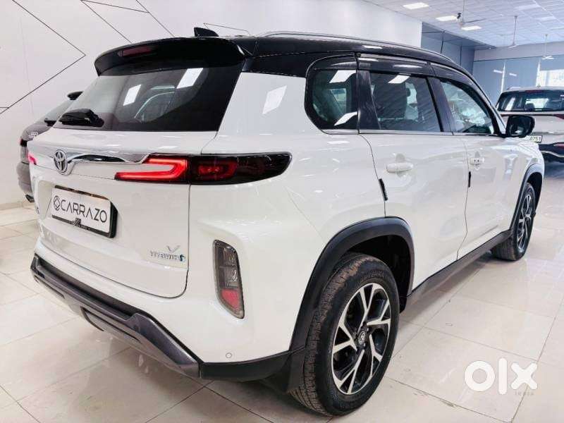 Toyota Urban Cruiser Hyryder V Hybrid Aero Edition, 2023, Petrol