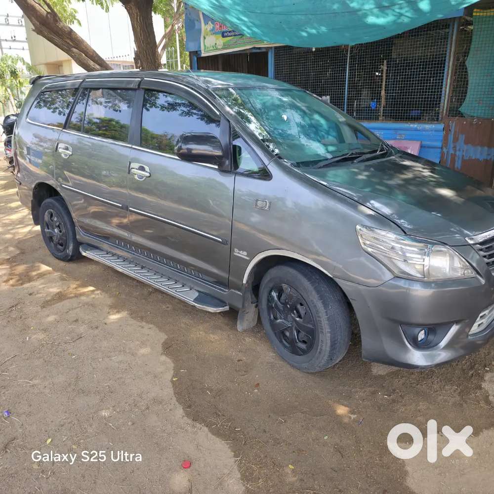 Toyota Innova 2013 Diesel 205000 Km Driven