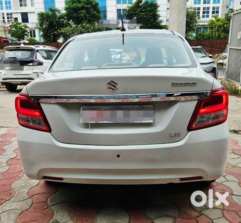 Maruti Suzuki Dzire 1.2 Lxi, 2018, Petrol