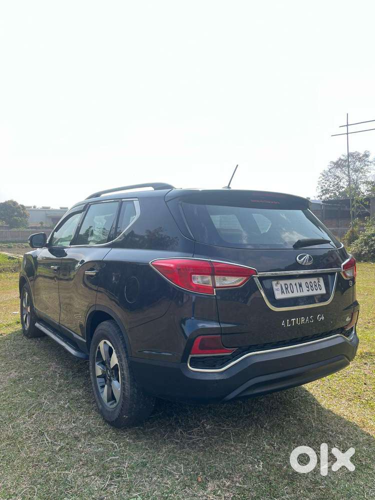 Mahindra Alturas G4