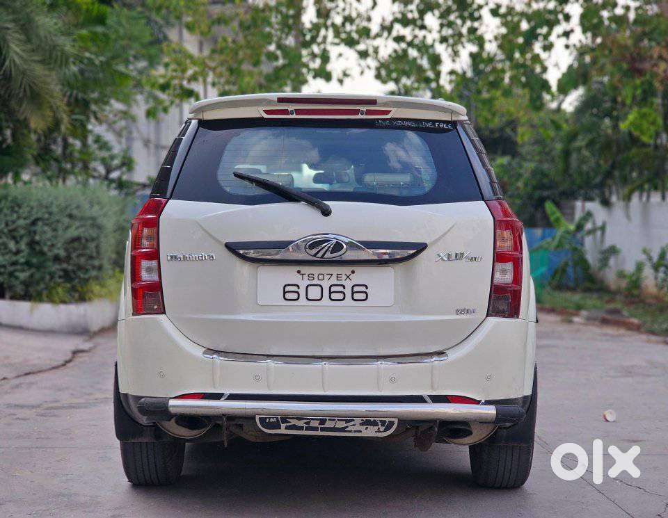 Mahindra Xuv500 2.2 W10, 2016, Diesel