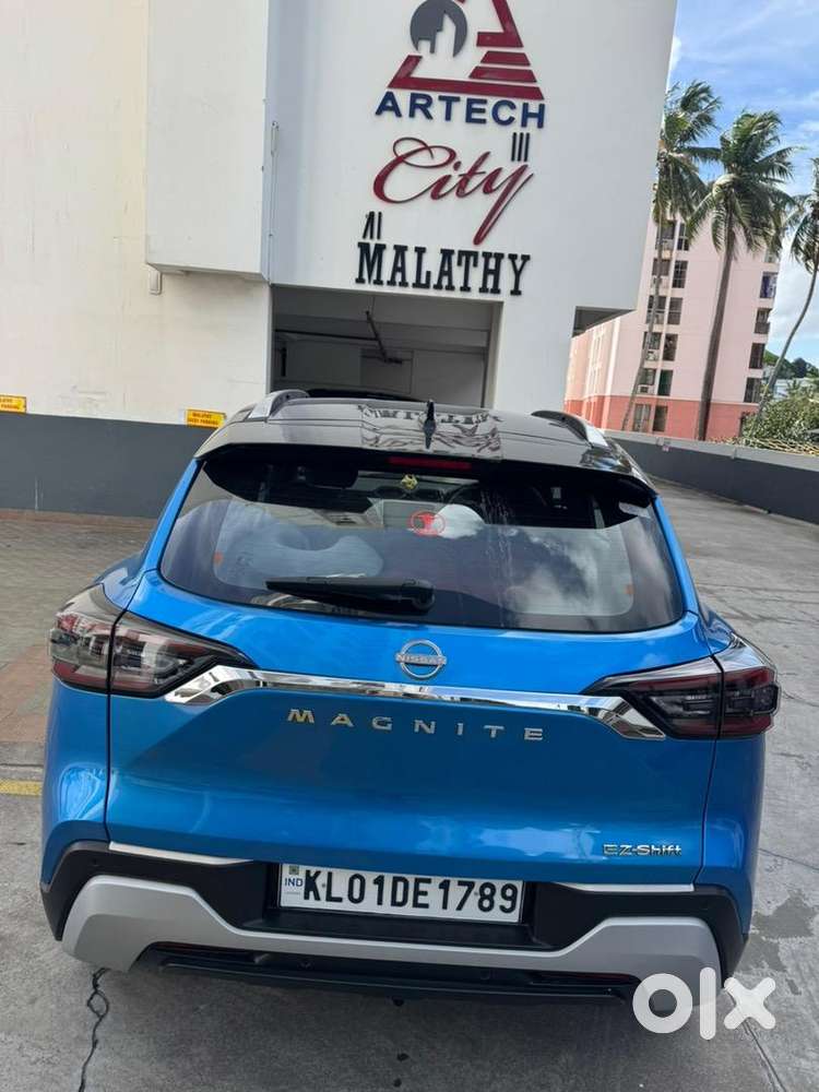 Nissan Magnite Automatic ,2025 Registered, Petrol High Variant Ezshift