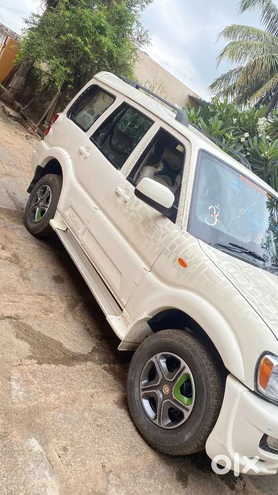 Mahindra Scorpio Classic 2012 Diesel Well Maintained