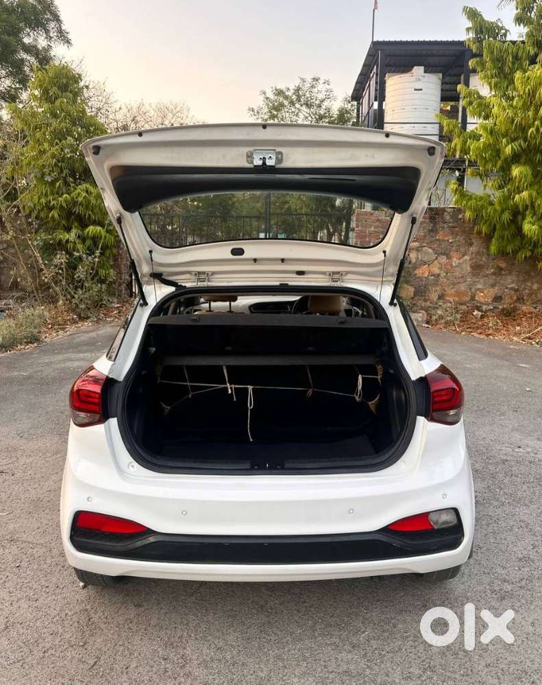 Hyundai I20 Sportz Plus Cvt, 2019, Petrol