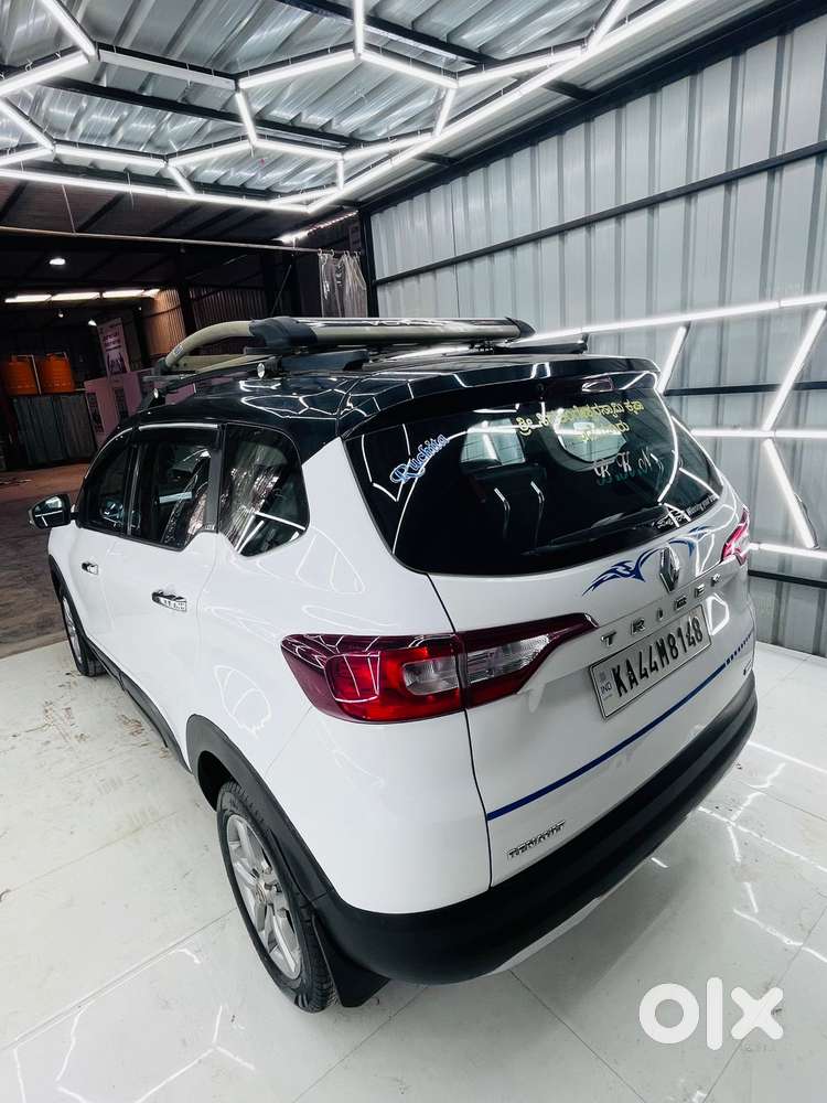 Renault Triber Rxz, 2021, Petrol