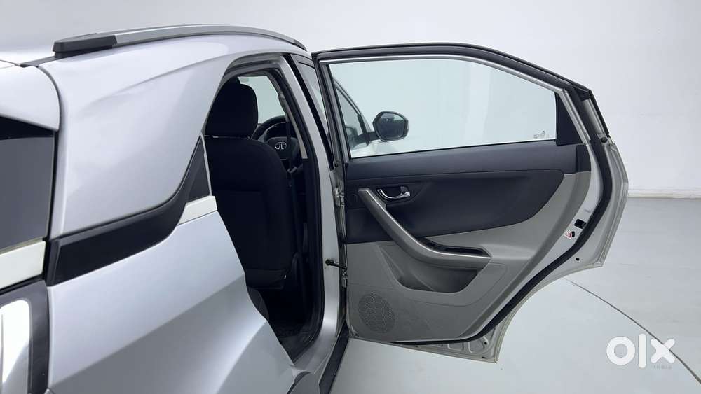 Tata Nexon 1.2 Revotron Xz Plus, 2018, Petrol