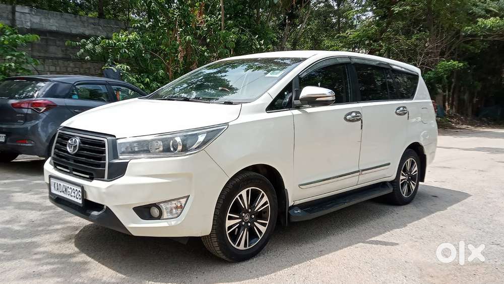 Toyota Innova Crysta 2.4 Z 7 Str, 2016, Diesel
