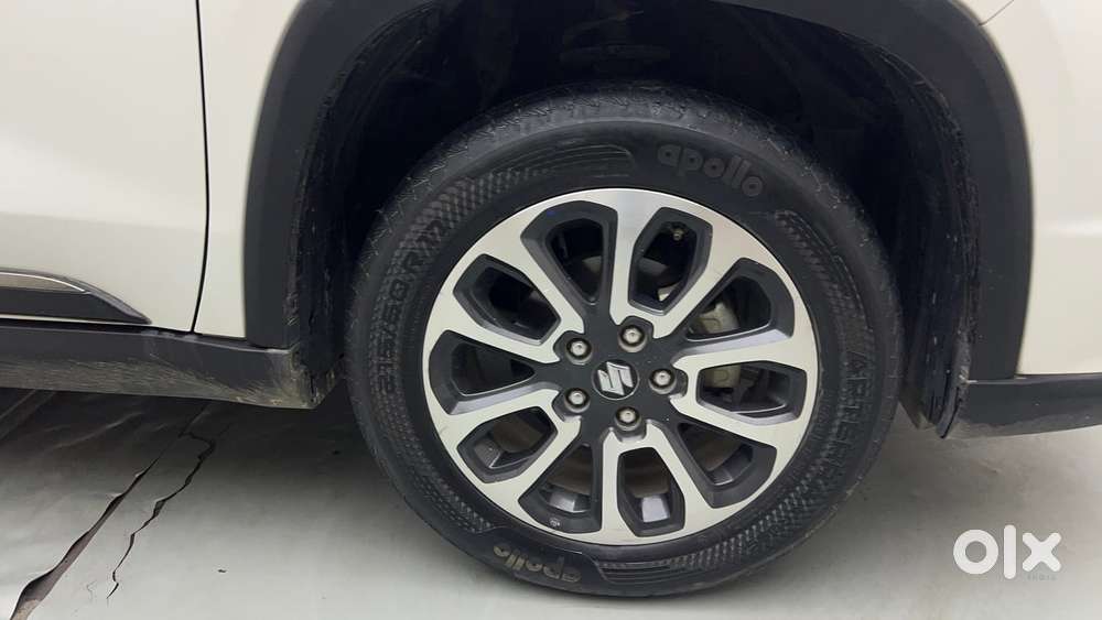 Maruti Suzuki Grand Vitara 1.5 Alpha Smart Hybrid At, 2023, Petrol