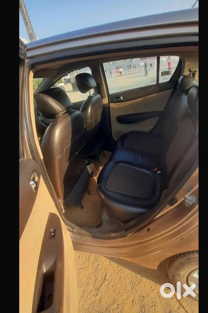 Hyundai Car Manual 2012