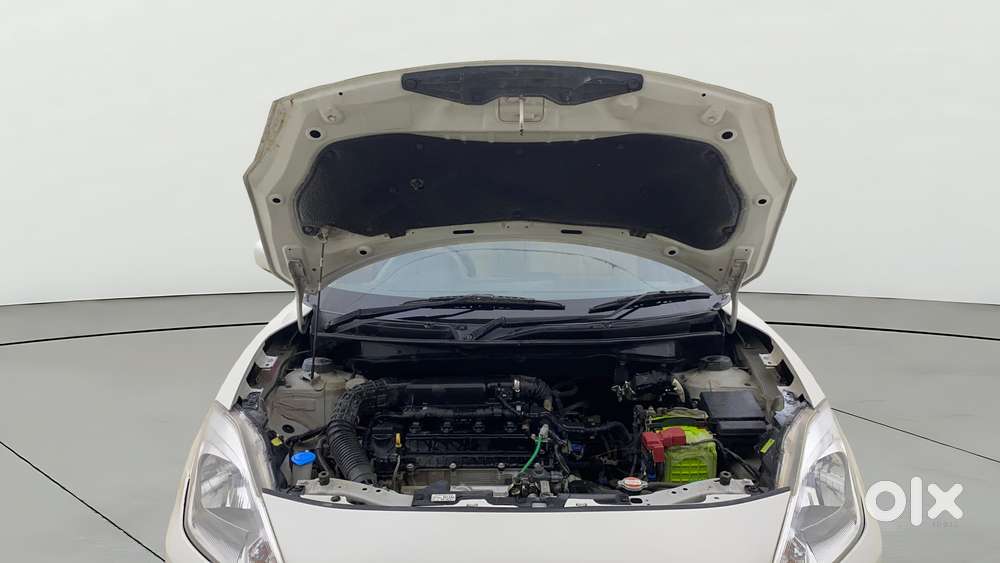 Maruti Suzuki Swift Dzire 1.2 Vxi Bsiv, 2022, Petrol