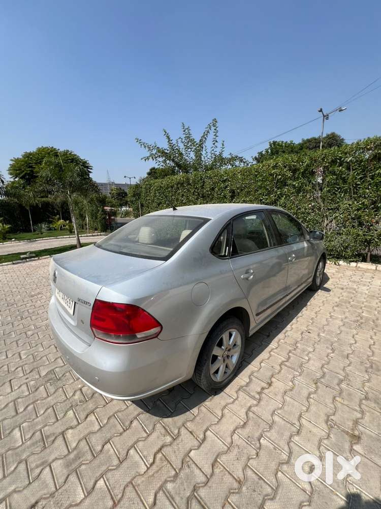 Volkswagen Vento Petrol Manual 2011