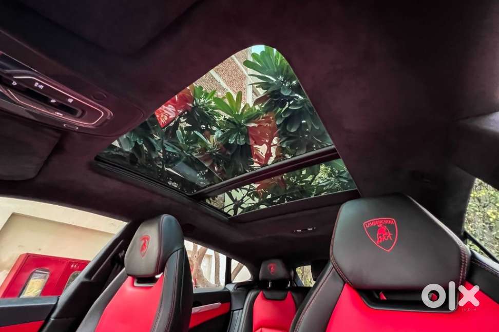 Lamborghini Urus, 2021, Petrol