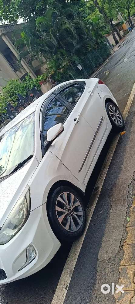 Hyundai Verna Sx Crdi 2014 Model