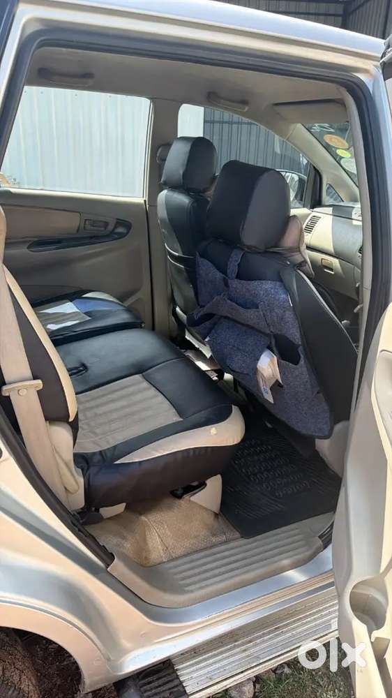 Toyota Innova 2.5 Gx 2010 Diesel