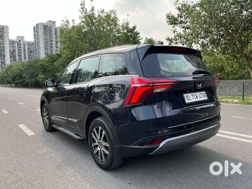 Mahindra Xuv700 2.0 Ax 7 Petrol At Str, 2024, Petrol
