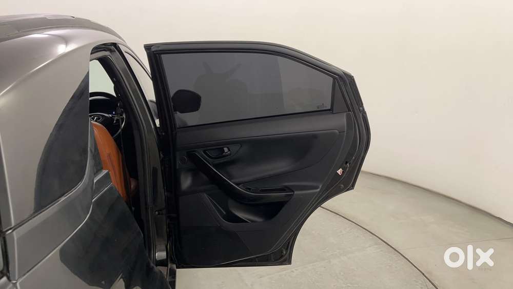 Tata Nexon 1.2 Revotron Xz Plus (l) Dark Edition, 2023, Petrol