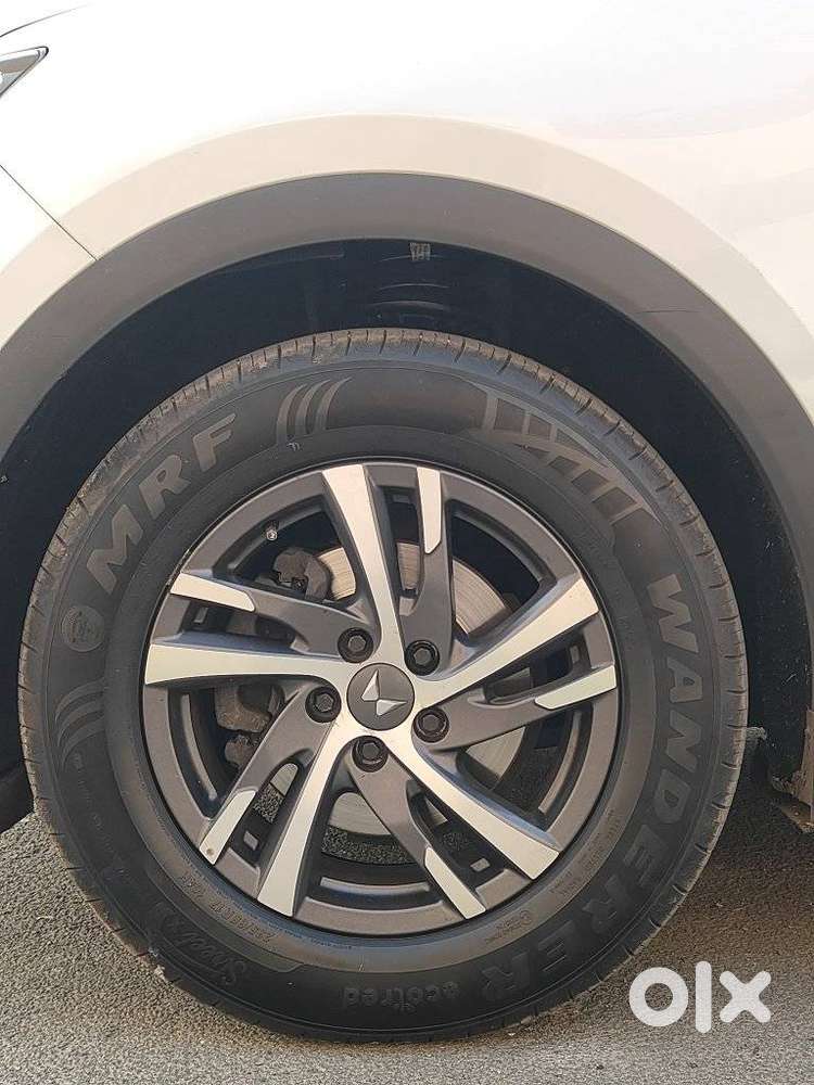 Mahindra Xuv700 2.2 Ax 5 Diesel Mt 7 Str, 2022, Diesel