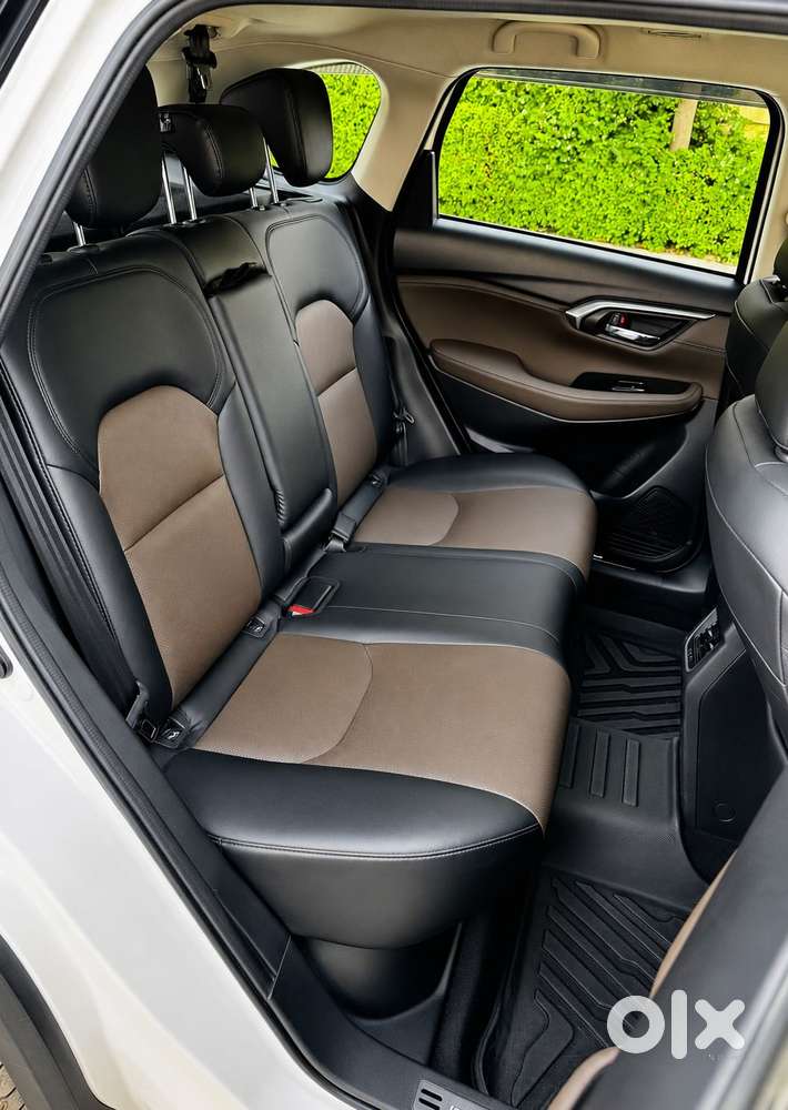 Toyota Urban Cruiser Hyryder 1.5 V Hybrid, 2024, Petrol