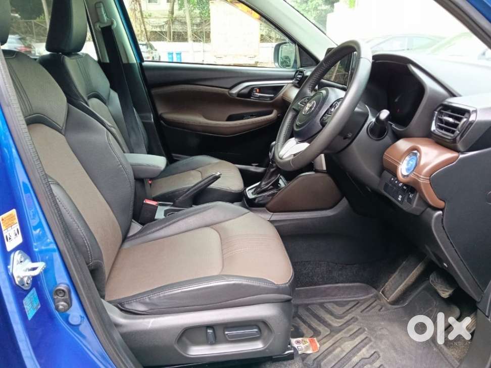 Toyota Urban Cruiser Hyryder 1.5 V Hybrid, 2025, Petrol