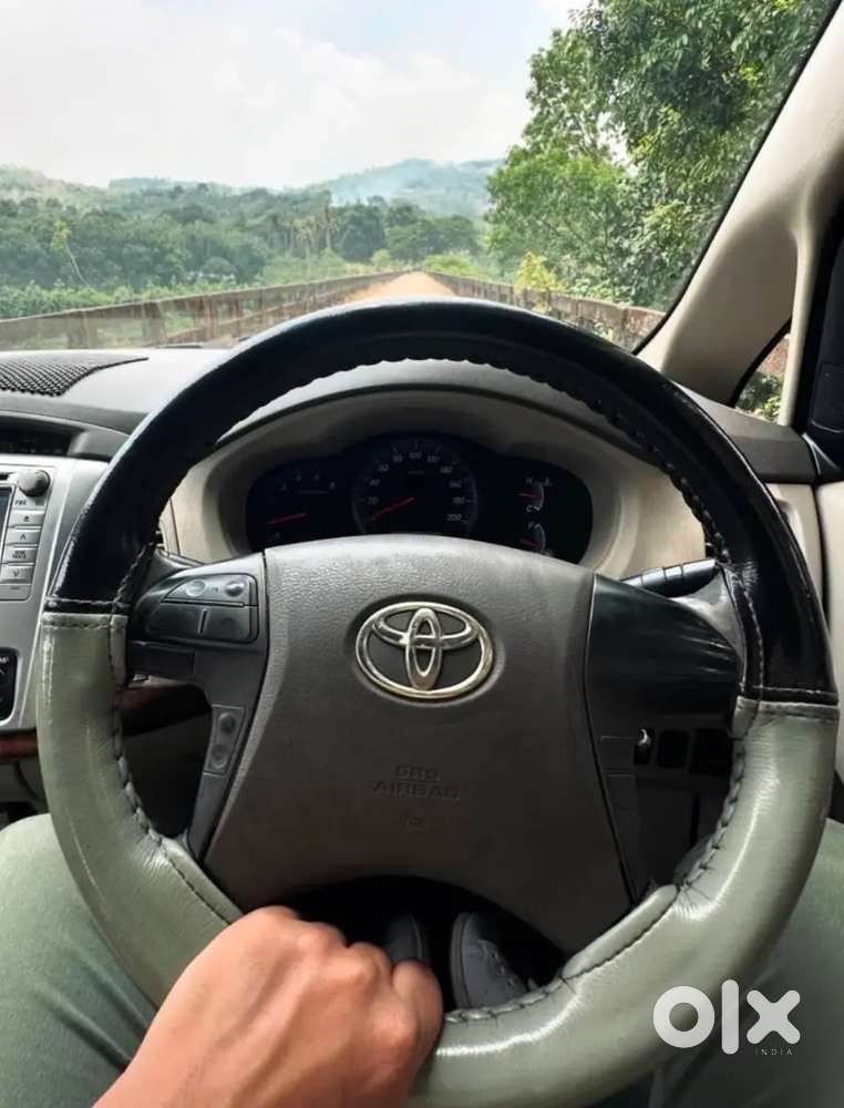 Innova 2012 Diesel 211500 Km Driven