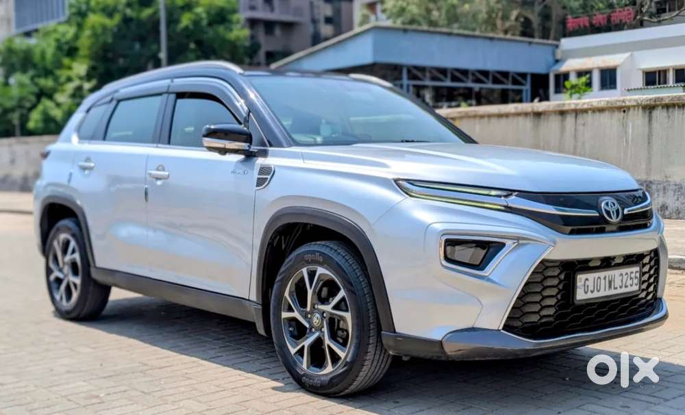 Toyota Urban Cruiser Hyryder 1.5 V Hybrid, 2023, Petrol