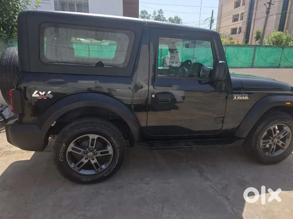 Mahindra Thar.e Petrol