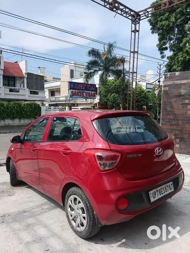 Hyundai Grand I10 2017 Petrol 77000 Km Driven