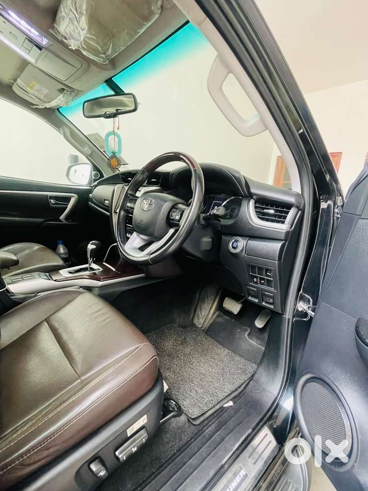 Toyota Fortuner 4x2 At 2.8 Diesel, 2019, Diesel