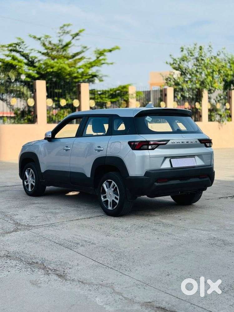 Maruti Suzuki Brezza 1.5 Lxi Cng, 2023, Cng & Hybrids