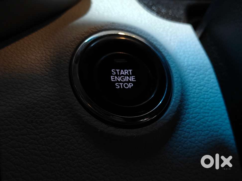 Mahindra Xuv300 W8 Option Diesel, 2022, Diesel