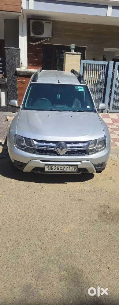 Renault Duster 2016 Model Month 12 Automatic Rxz Price 295