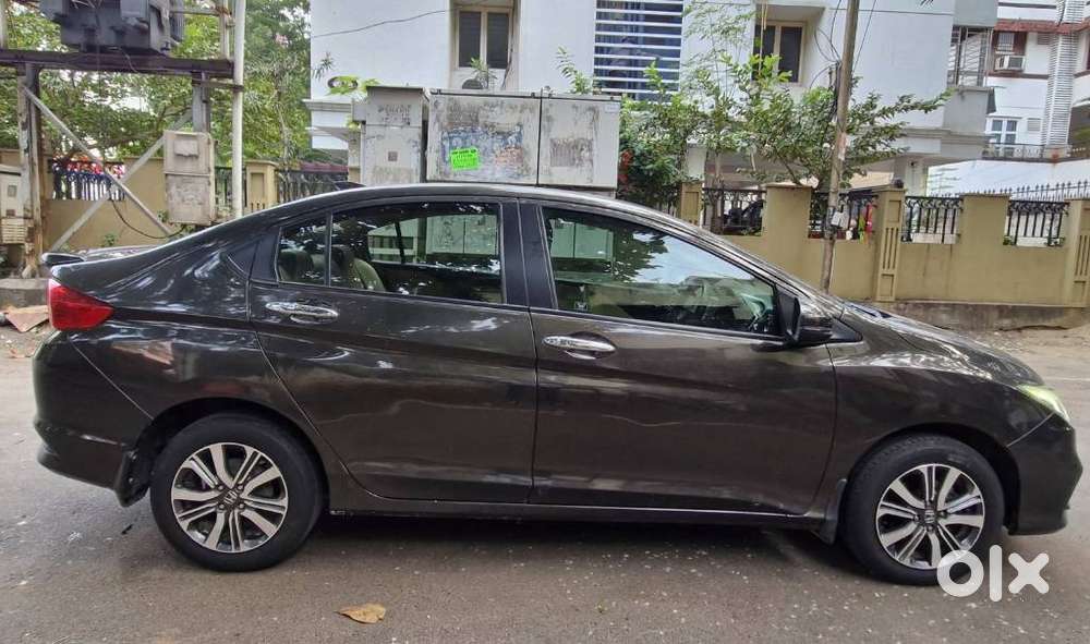 Honda City 1.5 V 4th Gen I-vtec Mt, 2021, Petrol