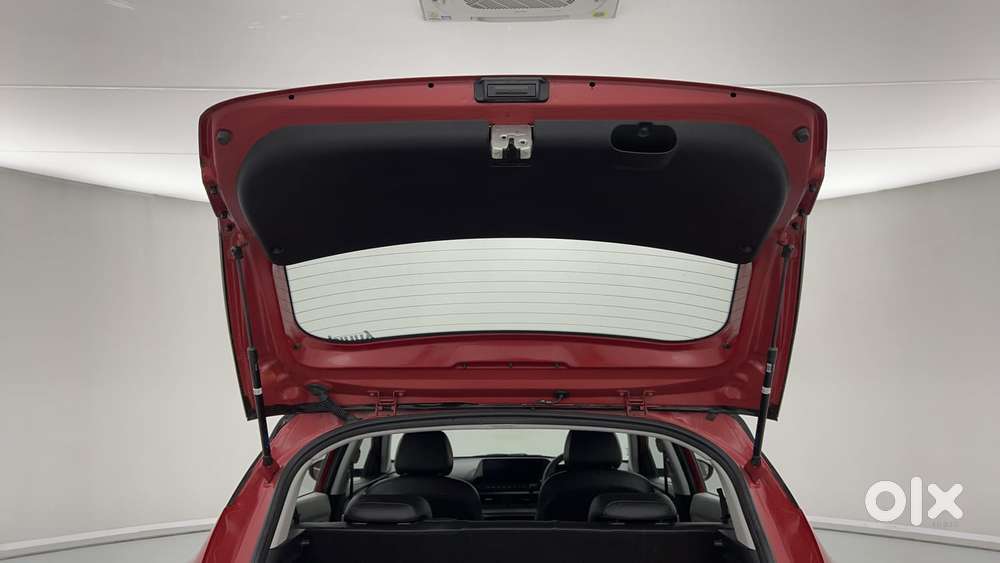 Hyundai New I20 1.2 Asta (o) Ivt, 2023, Petrol