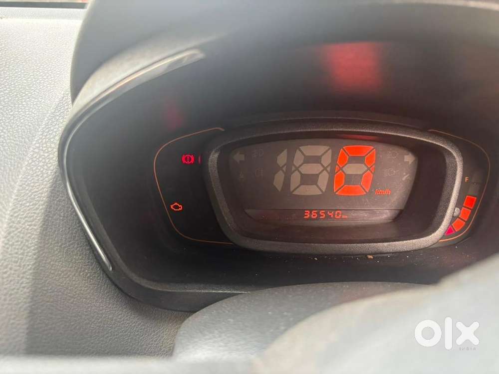 Renault Kwid 2016 Petrol Well Maintained