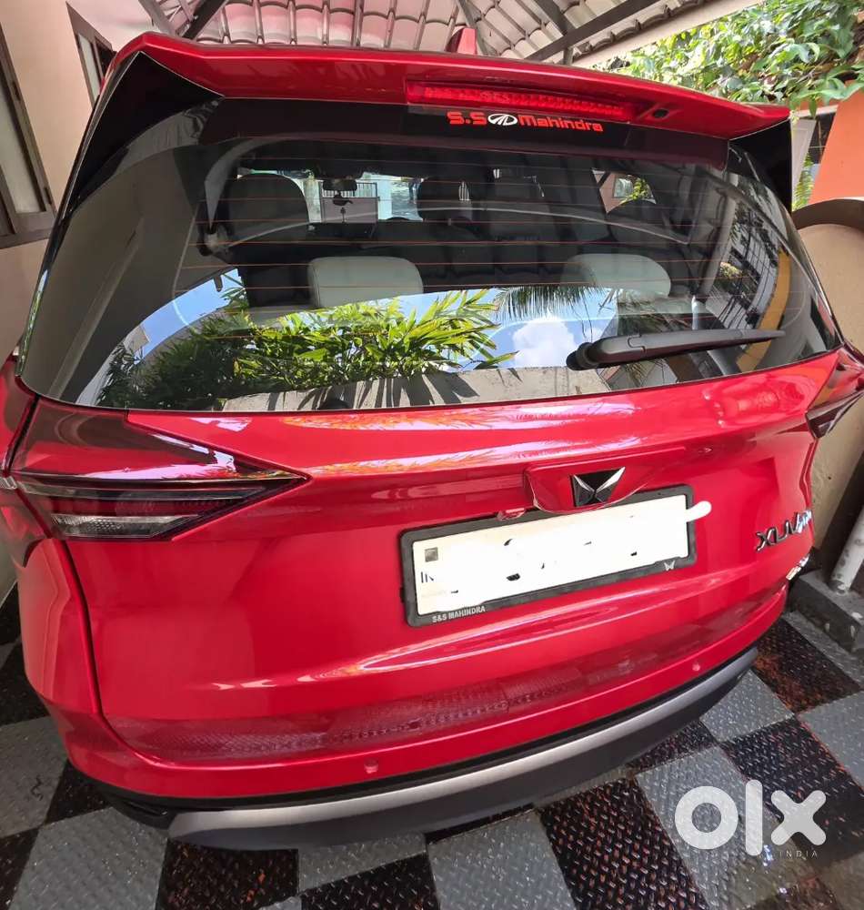 Mahindra Xuv700 7 Seater Only 12000 Km Driven
