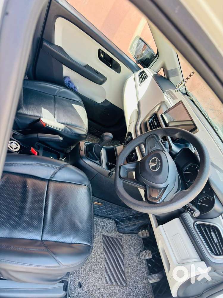 Tata Altoz Petrol 2022