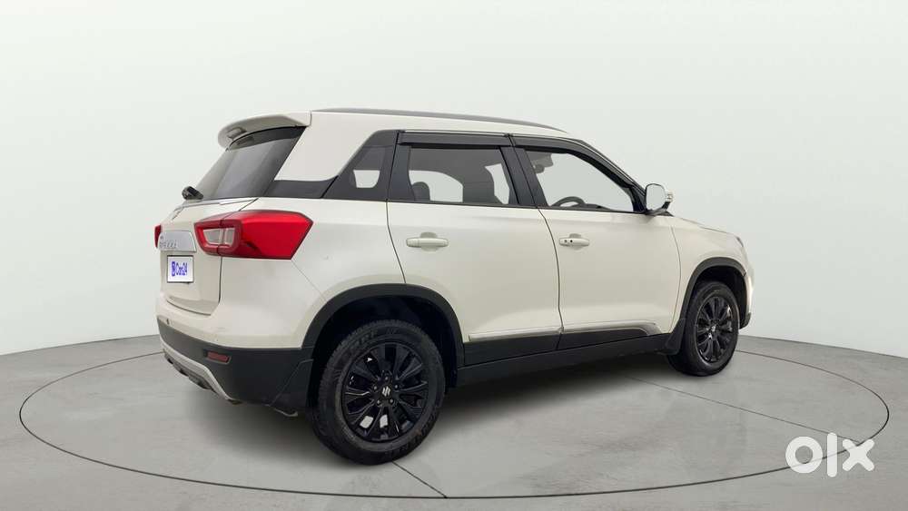 Maruti Suzuki Brezza 1.5 Zxi Smart Hybrid, 2022, Petrol