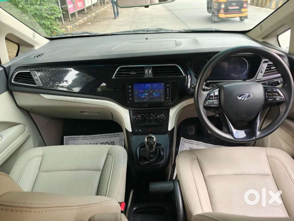 Mahindra Marazzo M8, 2019, Diesel
